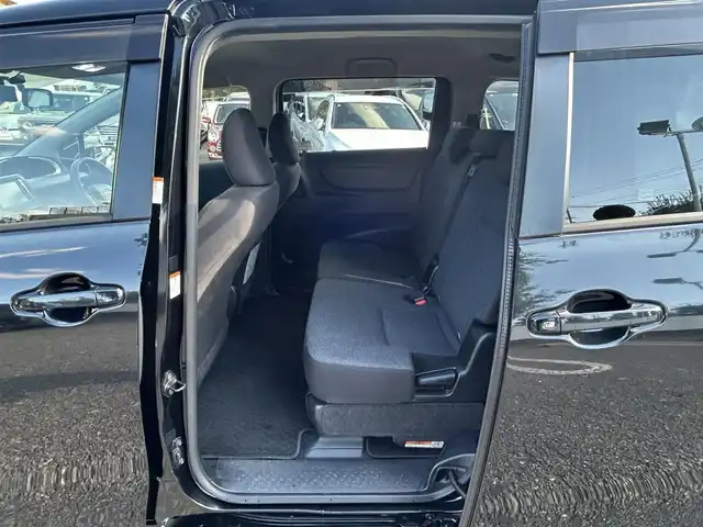 トヨタ シエンタ ハイブリッド X 東京都 2015(平27)年 4.7万km ブラックマイカ ワンオーナー/・ディーラー点検記録簿（H28～R6）/純正SDナビ/ワンセグTV/バックカメラ/スマートエントリー/プッシュスタート/取扱説明書/保証書/スペアキー1本/純正ホイール+スタッドレスタイヤ積込