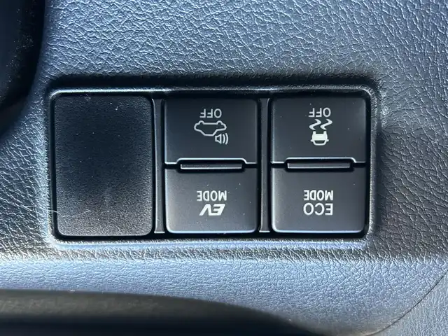 トヨタ シエンタ ハイブリッド X 東京都 2015(平27)年 4.7万km ブラックマイカ ワンオーナー/・ディーラー点検記録簿（H28～R6）/純正SDナビ/ワンセグTV/バックカメラ/スマートエントリー/プッシュスタート/取扱説明書/保証書/スペアキー1本/純正ホイール+スタッドレスタイヤ積込