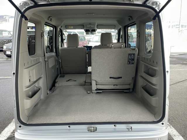 スズキ エブリィ ワゴン PZターボ スペシャル 道東・釧路十勝 2024(令6)年 0.4万km シルキーシルバーメタリック ・４WD/・純正ディスプレイオーディオ/（ラジオ・USB・ BT）/・バックカメラ/・両側パワースライドドア/・スマートキー/・プッシュスタート/・ステアリングスイッチ/・デュアルブレーキサポート/・アイドリングストップ/・コーナーセンサー/・フォグライト/・白線逸脱防止機能/・衝突被害軽減ブレーキ/・横滑り防止装置/・リアヒーター/・オートステップ/・運転席シートヒーター/・純正14インチアルミホイール/・保証書