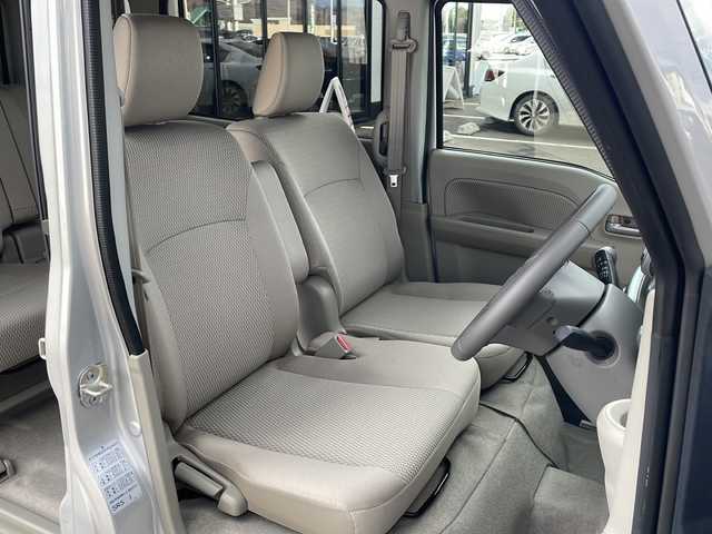 スズキ エブリィ ワゴン PZターボ スペシャル 道東・釧路十勝 2024(令6)年 0.4万km シルキーシルバーメタリック ・４WD/・純正ディスプレイオーディオ/（ラジオ・USB・ BT）/・バックカメラ/・両側パワースライドドア/・スマートキー/・プッシュスタート/・ステアリングスイッチ/・デュアルブレーキサポート/・アイドリングストップ/・コーナーセンサー/・フォグライト/・白線逸脱防止機能/・衝突被害軽減ブレーキ/・横滑り防止装置/・リアヒーター/・オートステップ/・運転席シートヒーター/・純正14インチアルミホイール/・保証書