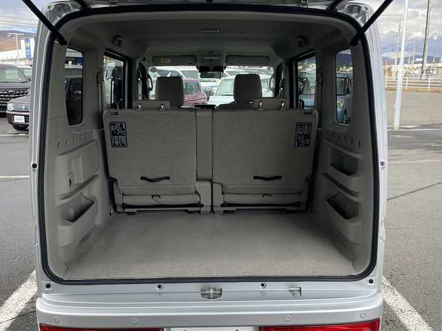 スズキ エブリィ ワゴン PZターボ スペシャル 道東・釧路十勝 2024(令6)年 0.4万km シルキーシルバーメタリック ・４WD/・純正ディスプレイオーディオ/（ラジオ・USB・ BT）/・バックカメラ/・両側パワースライドドア/・スマートキー/・プッシュスタート/・ステアリングスイッチ/・デュアルブレーキサポート/・アイドリングストップ/・コーナーセンサー/・フォグライト/・白線逸脱防止機能/・衝突被害軽減ブレーキ/・横滑り防止装置/・リアヒーター/・オートステップ/・運転席シートヒーター/・純正14インチアルミホイール/・保証書