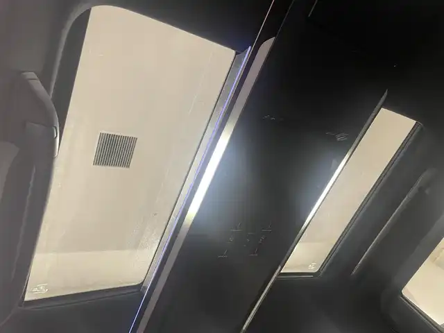 トヨタ アルファードハイブリット Z 福岡県 2024(令6)年 0.7万km ブラック 左右独立ムーンルーフ　/モデリスタエアロ／マフラー　/純正１４型ＤＡナビ／フルセグTV　/全方位カメラ　/ワイヤレス充電　/デジタルルームミラー　/ビルトインETC２．０　/ユニバーサルステップ　/トヨタセーフティセンス　/レーダークルーズコントロール　/コーナーセンサー　/衝突軽減ブレーキ　/レーンキープ　/ブラインドスポットモニター　/アクセル踏み間違い防止　/チームメイトアドバンストパーク　/両側電動スライドドア　/パワーバックドア　/シートベンチレーション／ヒーター　/ステアリングヒーター　/３眼ＬＥＤヘッドライト　/純正１８インチアルミホイール