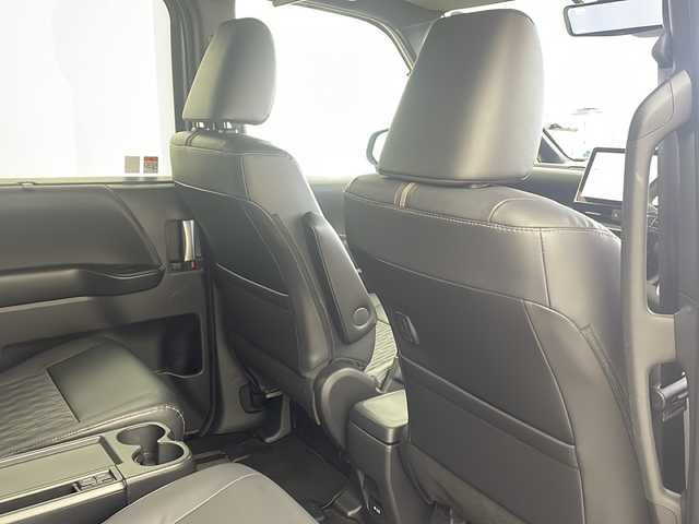 トヨタ ノア ハイブリッド S－Z 栃木県 2023(令5)年 2.9万km メタルストリームM 純正ナビ/（BT/フルセグ/ミラーリング/CD/DVD/AM/FM)/フリップダウンモニター/インテリジェントルームミラー　/ブラインドスポットモニター/衝突軽減システム　/レーダークルーズコントロール/パーキングサポートセンサー/車線逸脱抑制機能/両側パワースライドドア/電動リアゲート/ETC2.0/ドライブレコーダー/シートヒーター/ステアリングヒーター/純正アルミホイール/プッシュスタート/スマートキー