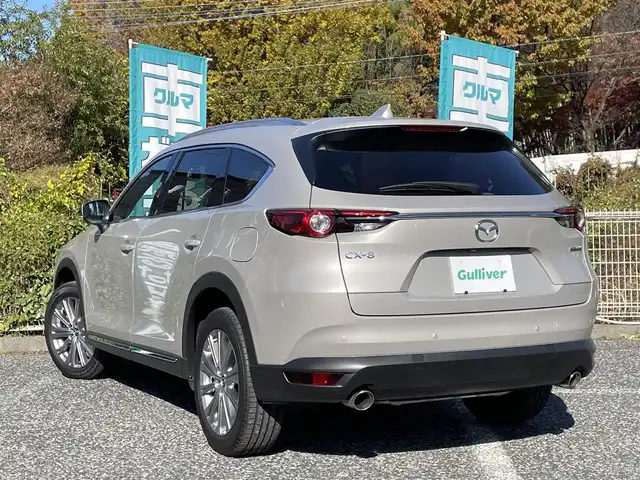 マツダ ＣＸ－８ 25T エクスクルーシブモード 埼玉県 2022(令4)年 0.6万km プラチナクォーツメタリック ワンオーナー禁煙車/サンルーフ/茶革シート/エアシート＆シートヒーター/BOSEサウンド/純正ナビTV/360度カメラ/ヘッドアップディスプレイ/前後ドラレコ/クリアランスソナー/パワーバックドア/純正19インチアルミ/ＬＥＤヘッドライト/ＢＳＭ/レーダークルーズコントロール/衝突軽減ブレーキ/プッシュスタート/スマートキーｘ２/走行５５６７キロ/保証書付整備手帳/取扱説明書