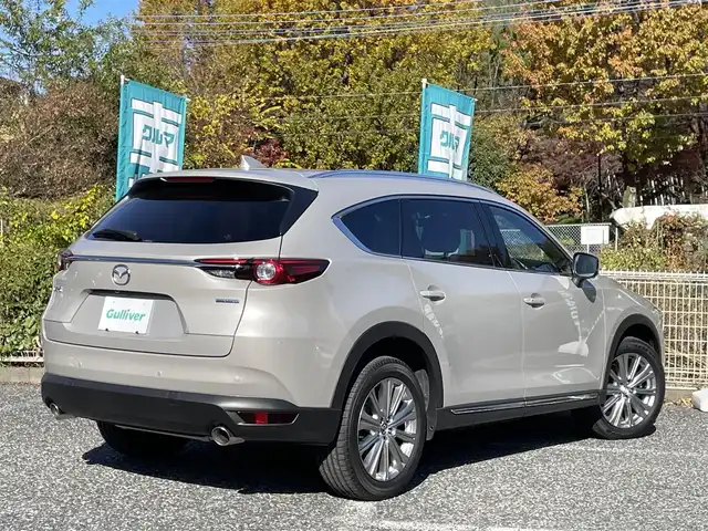 マツダ ＣＸ－８ 25T エクスクルーシブモード 埼玉県 2022(令4)年 0.6万km プラチナクォーツメタリック ワンオーナー禁煙車/サンルーフ/茶革シート/エアシート＆シートヒーター/BOSEサウンド/純正ナビTV/360度カメラ/ヘッドアップディスプレイ/前後ドラレコ/クリアランスソナー/パワーバックドア/純正19インチアルミ/ＬＥＤヘッドライト/ＢＳＭ/レーダークルーズコントロール/衝突軽減ブレーキ/プッシュスタート/スマートキーｘ２/走行５５６７キロ/保証書付整備手帳/取扱説明書