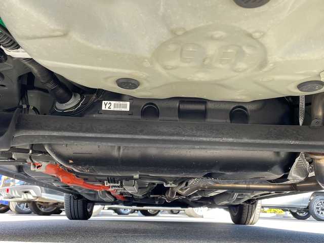 トヨタ アクア S スタイルブラック 群馬県 2018(平30)年 1.5万km シルバーM ワンオーナー/純正ナビ(NSZT-W68T)/CD・DVD・SD/Bluetooth・フルセグ/バックカメラ/ビルトインETC/ドライブレコーダー/ステアリングリモコン/衝突被害軽減ブレーキ/レーンキープアシスト/横滑り防止装置/アイドリングストップ/純正アルミホイール