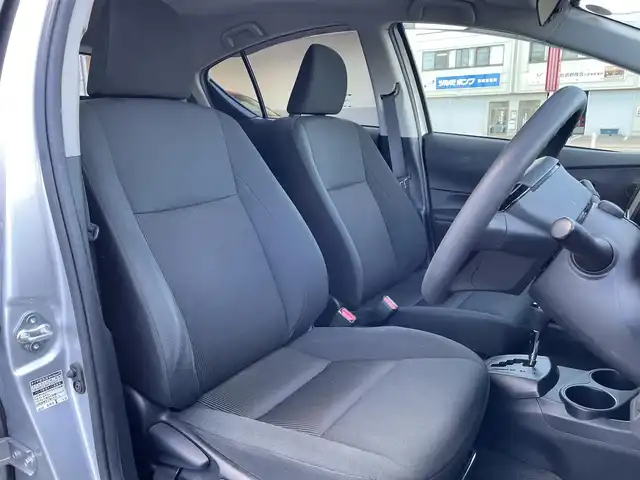 トヨタ アクア S スタイルブラック 群馬県 2018(平30)年 1.5万km シルバーM ワンオーナー/純正ナビ(NSZT-W68T)/CD・DVD・SD/Bluetooth・フルセグ/バックカメラ/ビルトインETC/ドライブレコーダー/ステアリングリモコン/衝突被害軽減ブレーキ/レーンキープアシスト/横滑り防止装置/アイドリングストップ/純正アルミホイール