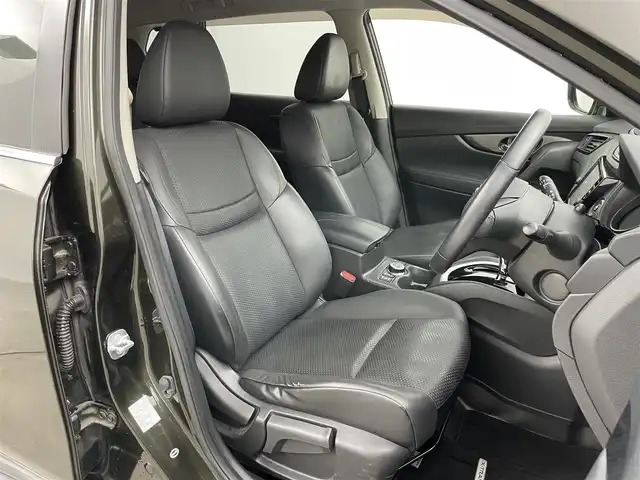 日産 エクストレイル 20X エクストリーマーX 岡山県 2017(平29)年 6.9万km チタニウムカーキ 純正9インチナビ/【Bluetooth/フルセグTV/CD/DVD/USB/Blu-ray】/型番:MM517D-L/アラウンドビューモニター　/デジタルインナーミラー　/プロパイロット　/衝突軽減ブレーキ　/ETC/全席シートヒーター/電動リアゲート　/ブラインドスポットモニター/純正ドライブレコーダー（前）　/LEDヘッドライト/オートブレーキホールド/オートハイビーム/オートライト