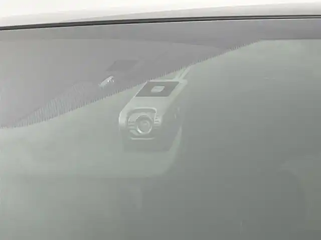 レクサス ＲＸ 450h Fスポーツ 道央・札幌 2020(令2)年 6.4万km グラファイトブラックガラスフレーク ・衝突軽減/・横滑り防止機能/・全方位カメラ/・メーカーナビ/・フルセグTV＆ＣＤ＆ＤＶＤ＆BT/・シートヒーター＆ベンチレーション/・パワーシート/・ヘッドアップディスプレイ/・ステアリングヒーター/・パワーバックドア/・オートハイビーム/・ブラインドスポットモニター/・オートライト/・オートエアコン/・ＥＴＣ２．０/・純正２０インチアルミホイール/・純正フロアマット/・３眼ＬＥＤヘッドライト/・ＬＥＤフォグランプ/・パドルシフト/・純正ドライブレコーダー/・スマートキー＆プッシュスタート