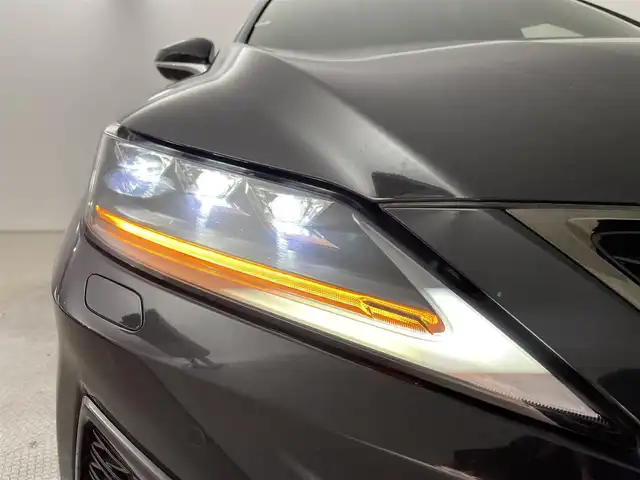 レクサス ＲＸ 450h Fスポーツ 道央・札幌 2020(令2)年 6.4万km グラファイトブラックガラスフレーク ・衝突軽減/・横滑り防止機能/・全方位カメラ/・メーカーナビ/・フルセグTV＆ＣＤ＆ＤＶＤ＆BT/・シートヒーター＆ベンチレーション/・パワーシート/・ヘッドアップディスプレイ/・ステアリングヒーター/・パワーバックドア/・オートハイビーム/・ブラインドスポットモニター/・オートライト/・オートエアコン/・ＥＴＣ２．０/・純正２０インチアルミホイール/・純正フロアマット/・３眼ＬＥＤヘッドライト/・ＬＥＤフォグランプ/・パドルシフト/・純正ドライブレコーダー/・スマートキー＆プッシュスタート