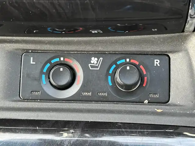 トヨタ ヴェルファイア Z Gエディション 岡山県 2019(平31)年 11.1万km ホワイトパールクリスタルシャイン 登録時走行距離110210km/ワンオーナー/純正8インチナビ/（SD/CD/DVD/Bluetooth）/純正フリップダウンモニター/トヨタセーフティーセンス/・プリクラッシュセーフティ/・レーントレーシングアシスト/・レーダークルーズコントロール/・レーンディパーチャーアラート/・オートマチックハイビーム/・ロードサインアシスト/モデリスタエアロ/ブラインドスポットモニター/パワーシート/エアーシート/シートヒーター/オートブレーキホールド/両側パワースライドドア/純正18インチホイール/ステアリングヒーター/ステアリングスイッチ/プッシュスタート/スマートキー