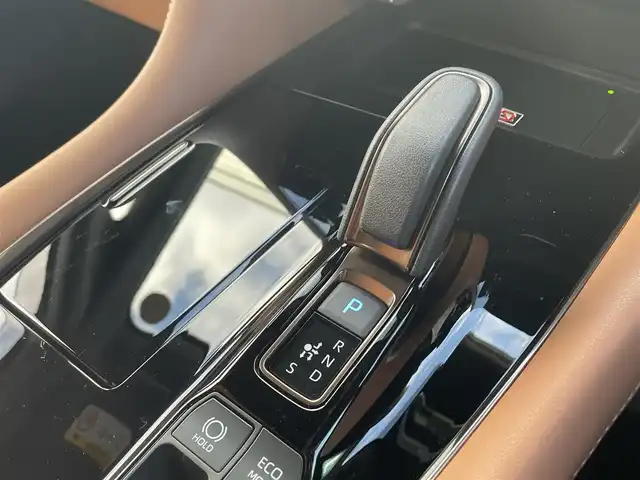 トヨタ ヴェルファイア ハイブリット Z プレミア 福岡県 2025(令7)年 0.1万km プラチナホワイトパールマイカ 純正14インチディスプレイナビ(フルセグTV/Bluetooth)/JBL/後席モニター/レーダークルーズコントロール/トヨタセーフティー/ムーンルーフ/コーナーセンサー/純正三眼LEDヘッドライト/シーケンシャルウィンカー/両側ユニバーサルステップ/全方位カメラ/ブラインドスポット/両側パワスラ/オットマン/電動リアゲート/デジタルインナーミラー/エアシート/シートヒーター/ETC/HDMI/純正フロアマット/純正フォグランプ/純正19インチアルミホイル/スマートキー　スペア1本/ステアリングスイッチ