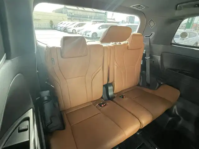 トヨタ ヴェルファイア ハイブリット Z プレミア 福岡県 2025(令7)年 0.1万km プラチナホワイトパールマイカ 純正14インチディスプレイナビ(フルセグTV/Bluetooth)/JBL/後席モニター/レーダークルーズコントロール/トヨタセーフティー/ムーンルーフ/コーナーセンサー/純正三眼LEDヘッドライト/シーケンシャルウィンカー/両側ユニバーサルステップ/全方位カメラ/ブラインドスポット/両側パワスラ/オットマン/電動リアゲート/デジタルインナーミラー/エアシート/シートヒーター/ETC/HDMI/純正フロアマット/純正フォグランプ/純正19インチアルミホイル/スマートキー　スペア1本/ステアリングスイッチ