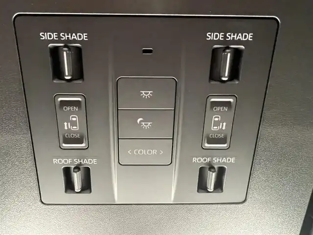 トヨタ ヴェルファイア ハイブリット Z プレミア 福岡県 2025(令7)年 0.1万km プラチナホワイトパールマイカ 純正14インチディスプレイナビ(フルセグTV/Bluetooth)/JBL/後席モニター/レーダークルーズコントロール/トヨタセーフティー/ムーンルーフ/コーナーセンサー/純正三眼LEDヘッドライト/シーケンシャルウィンカー/両側ユニバーサルステップ/全方位カメラ/ブラインドスポット/両側パワスラ/オットマン/電動リアゲート/デジタルインナーミラー/エアシート/シートヒーター/ETC/HDMI/純正フロアマット/純正フォグランプ/純正19インチアルミホイル/スマートキー　スペア1本/ステアリングスイッチ