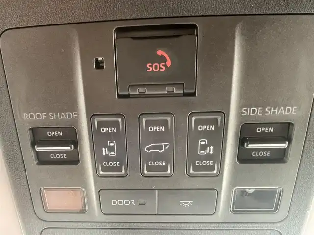 トヨタ ヴェルファイア ハイブリット Z プレミア 福岡県 2025(令7)年 0.1万km プラチナホワイトパールマイカ 純正14インチディスプレイナビ(フルセグTV/Bluetooth)/JBL/後席モニター/レーダークルーズコントロール/トヨタセーフティー/ムーンルーフ/コーナーセンサー/純正三眼LEDヘッドライト/シーケンシャルウィンカー/両側ユニバーサルステップ/全方位カメラ/ブラインドスポット/両側パワスラ/オットマン/電動リアゲート/デジタルインナーミラー/エアシート/シートヒーター/ETC/HDMI/純正フロアマット/純正フォグランプ/純正19インチアルミホイル/スマートキー　スペア1本/ステアリングスイッチ