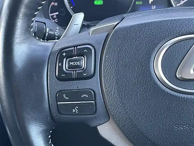 レクサス ＩＳ 300h 道央・札幌 2017(平29)年 8.3万km ソニッククォーツ ・４WD/・寒冷地仕様/・純正SDナビ/ＢＴ／ＳＤ／ＵＳＢ／ＡＵＸ／ＴＶ／ＣＤ／ＤＶＤ／ラジオ/・プリクラッシュ/・ブラインドスポットモニター/・前後ドライブレコーダー/・横滑り防止装置/・レーダークルーズ/・レーンキープアシスト/・純正AW/・シートヒーター/・ステアリングヒーター/・ＷＡＣ/・パドルシフト/・ETC2.0（ビルトイン）/・フォグランプ/・LEDヘッドライト/・パワーシート/・オートマチックハイビーム