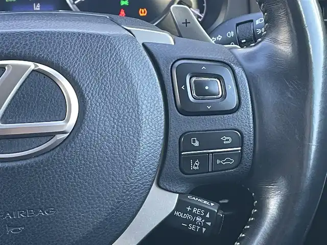 レクサス ＩＳ 300h 道央・札幌 2017(平29)年 8.3万km ソニッククォーツ ・４WD/・寒冷地仕様/・純正SDナビ/ＢＴ／ＳＤ／ＵＳＢ／ＡＵＸ／ＴＶ／ＣＤ／ＤＶＤ／ラジオ/・プリクラッシュ/・ブラインドスポットモニター/・前後ドライブレコーダー/・横滑り防止装置/・レーダークルーズ/・レーンキープアシスト/・純正AW/・シートヒーター/・ステアリングヒーター/・ＷＡＣ/・パドルシフト/・ETC2.0（ビルトイン）/・フォグランプ/・LEDヘッドライト/・パワーシート/・オートマチックハイビーム