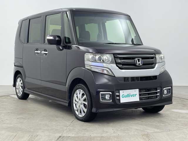 ホンダ Ｎ ＢＯＸ カスタム SSブラックSパッケージ 大分県 2016(平28)年 4.8万km プレミアムベルベットパープル・パール 純正ディーラーナビ/バックカメラ/TV/Bluetooth/CD/両側パワースライドドア/純正フロアマット/ナビ装着用スペシャルパッケージ/ETC/後席サンシェード/シートヒーター/ドライブレコーダー/社外14インチアルミホイール/キセノンヘッドライト/横滑り防止装置/オートライト/プッシュスタート/スマートキー/パワーウィンドウ/パワーステアリング/電動格納ミラー