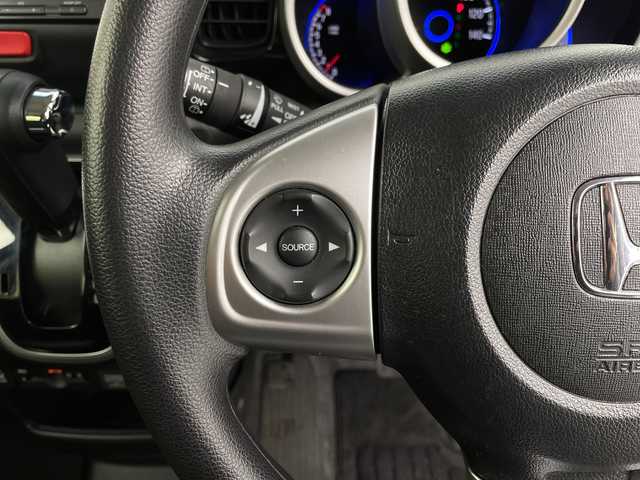 ホンダ Ｎ ＢＯＸ カスタム SSブラックSパッケージ 大分県 2016(平28)年 4.8万km プレミアムベルベットパープル・パール 純正ディーラーナビ/バックカメラ/TV/Bluetooth/CD/両側パワースライドドア/純正フロアマット/ナビ装着用スペシャルパッケージ/ETC/後席サンシェード/シートヒーター/ドライブレコーダー/社外14インチアルミホイール/キセノンヘッドライト/横滑り防止装置/オートライト/プッシュスタート/スマートキー/パワーウィンドウ/パワーステアリング/電動格納ミラー