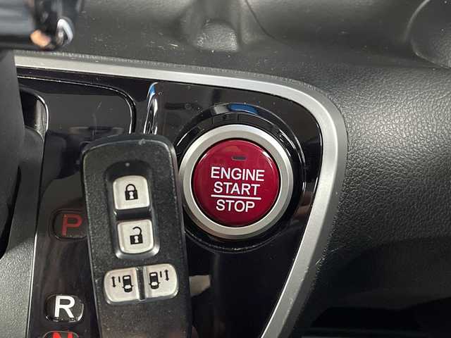 ホンダ Ｎ ＢＯＸ カスタム SSブラックSパッケージ 大分県 2016(平28)年 4.8万km プレミアムベルベットパープル・パール 純正ディーラーナビ/バックカメラ/TV/Bluetooth/CD/両側パワースライドドア/純正フロアマット/ナビ装着用スペシャルパッケージ/ETC/後席サンシェード/シートヒーター/ドライブレコーダー/社外14インチアルミホイール/キセノンヘッドライト/横滑り防止装置/オートライト/プッシュスタート/スマートキー/パワーウィンドウ/パワーステアリング/電動格納ミラー