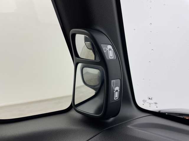 ホンダ Ｎ ＢＯＸ カスタム SSブラックSパッケージ 大分県 2016(平28)年 4.8万km プレミアムベルベットパープル・パール 純正ディーラーナビ/バックカメラ/TV/Bluetooth/CD/両側パワースライドドア/純正フロアマット/ナビ装着用スペシャルパッケージ/ETC/後席サンシェード/シートヒーター/ドライブレコーダー/社外14インチアルミホイール/キセノンヘッドライト/横滑り防止装置/オートライト/プッシュスタート/スマートキー/パワーウィンドウ/パワーステアリング/電動格納ミラー