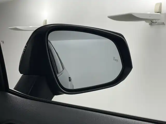 トヨタ ＲＡＶ４ アドベンチャー オフロードPKG 愛知県 2022(令4)年 1.4万km アティチュードブラックマイカ 禁煙車/純正9型ディスプレイオーディオ/（Bluetooth/USB/AM/FM/USB)/バックカメラ/トヨタセーフティセンス/・プリクラッシュセーフティ/・レーダークルーズコントロール/・レーンキープアシスト/・オートハイビーム/ブラインドスポットモニター/クリアランスソナー/ETC/前後ドライブレコーダー/ハーフレザーシート/シートヒーター&エアシート/D席メモリパワーシート/ステアリングヒーター/LEDオートヘッドライト/フロントフォグランプ/純正18インチAW/革巻きステアリング/ステアリングスイッチ/純正フロアマット/スマートキー/プッシュスタート
