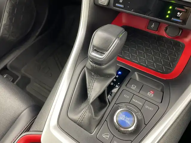 トヨタ ＲＡＶ４ アドベンチャー オフロードPKG 愛知県 2022(令4)年 1.4万km アティチュードブラックマイカ 禁煙車/純正9型ディスプレイオーディオ/（Bluetooth/USB/AM/FM/USB)/バックカメラ/トヨタセーフティセンス/・プリクラッシュセーフティ/・レーダークルーズコントロール/・レーンキープアシスト/・オートハイビーム/ブラインドスポットモニター/クリアランスソナー/ETC/前後ドライブレコーダー/ハーフレザーシート/シートヒーター&エアシート/D席メモリパワーシート/ステアリングヒーター/LEDオートヘッドライト/フロントフォグランプ/純正18インチAW/革巻きステアリング/ステアリングスイッチ/純正フロアマット/スマートキー/プッシュスタート