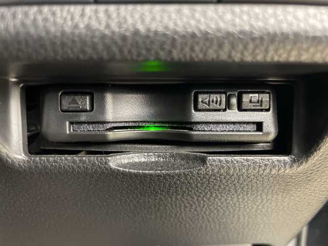 トヨタ ＲＡＶ４ アドベンチャー オフロードPKG 道央・札幌 2022(令4)年 1.4万km アティチュードブラックマイカ ・4WD/・純正ディスプレイオーディオ/・BT&USB&Miracast/・バックカメラ/・レーダークルーズコントロール/・衝突被害軽減ブレーキ/・ブラインドスポットモニター/・レザーシート/・D席メモリ機能付パワーシート/・前席シートヒーター&ベンチレーション/・ステアリングヒーター/・社外ドライブレコーダー前後/・ETC/・クリアランスソナー/・LEDヘッドライト/・オートライト/・オートマチックハイビーム/・スマートキー/・スペアキー