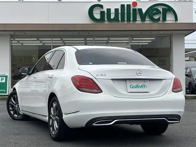 メルセデス・ベンツ Ｃ１８０ アバンギャルド 三重県 2014(平26)年 3.8万km 白 ♪走行37887km/♪ターボ/PRE-SAFEブレーキ/レーンキープアシスト/ブラインドスポットアシスト/アテンションアシスト/コーナーセンサー/ディストロニックプラス/スマートキー×2/プッシュスタート/ハーフレザーシート/前席シートヒーター/パワーシート/純正メーカーナビ/・6連チェンジャー(CD/DVD)/・DTV・SD・USB/・Bluetoothオーディオ/・バックカメラ/アイドリングストップ/アンビエントライト/イージーエントリー/純正17インチAW/LEDヘッドライト/リアフォグライト/オートライト/ウィンカーミラー/オートリトラクタブルミラー/革巻ステアリング/ステアリングスイッチ/パドルシフト/プライバシーガラス/フロアマット/ETC/サイド/カーテン/ニーエアバック