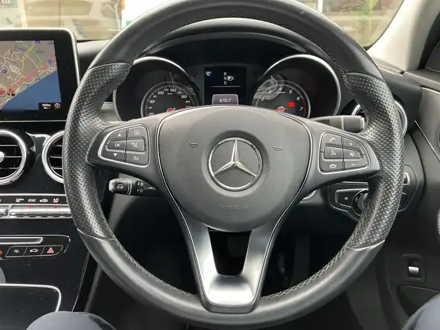メルセデス・ベンツ Ｃ１８０ アバンギャルド 三重県 2014(平26)年 3.8万km 白 ♪走行37887km/♪ターボ/PRE-SAFEブレーキ/レーンキープアシスト/ブラインドスポットアシスト/アテンションアシスト/コーナーセンサー/ディストロニックプラス/スマートキー×2/プッシュスタート/ハーフレザーシート/前席シートヒーター/パワーシート/純正メーカーナビ/・6連チェンジャー(CD/DVD)/・DTV・SD・USB/・Bluetoothオーディオ/・バックカメラ/アイドリングストップ/アンビエントライト/イージーエントリー/純正17インチAW/LEDヘッドライト/リアフォグライト/オートライト/ウィンカーミラー/オートリトラクタブルミラー/革巻ステアリング/ステアリングスイッチ/パドルシフト/プライバシーガラス/フロアマット/ETC/サイド/カーテン/ニーエアバック