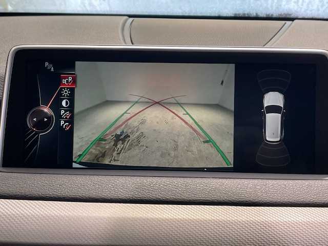 ＢＭＷ Ｘ５ xDrive 35d Mスポーツ 宮城県 2014(平26)年 9.4万km サファイアブラックP 4WD/ターボ/サンルーフ/ディーゼル/純正HDDナビ/バックカメラ/フルセグTV/CD/DVD/Bluetooth接続/衝突被害軽減システム/クルーズコントロール/レーンキープアシスト/コーナーセンサー前後/パドルシフト/ホールドブレーキ/電動リアゲート/3列シート/オットマン/レザーシート/シートメモリー/パワーシート/ルーフレール/LEDヘッドライト/オートライト/USB入力端子/純正ETC/純正アルミホイール/純正フロアマット