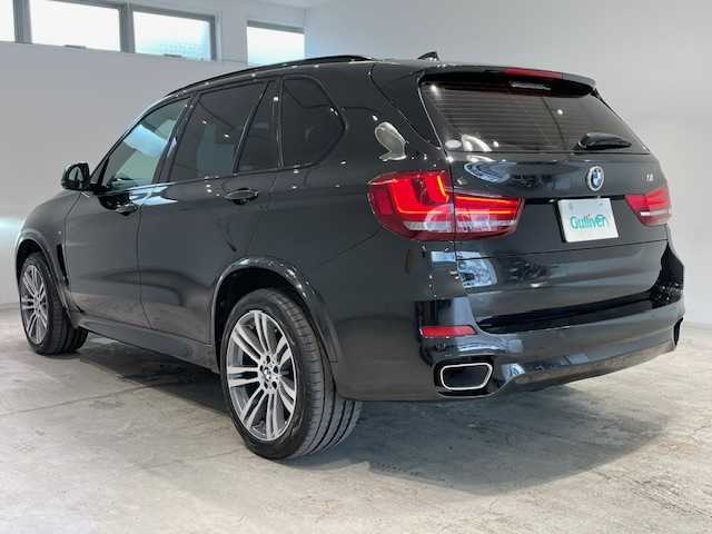 ＢＭＷ Ｘ５ xDrive 35d Mスポーツ 宮城県 2014(平26)年 9.4万km サファイアブラックP 4WD/ターボ/サンルーフ/ディーゼル/純正HDDナビ/バックカメラ/フルセグTV/CD/DVD/Bluetooth接続/衝突被害軽減システム/クルーズコントロール/レーンキープアシスト/コーナーセンサー前後/パドルシフト/ホールドブレーキ/電動リアゲート/3列シート/オットマン/レザーシート/シートメモリー/パワーシート/ルーフレール/LEDヘッドライト/オートライト/USB入力端子/純正ETC/純正アルミホイール/純正フロアマット