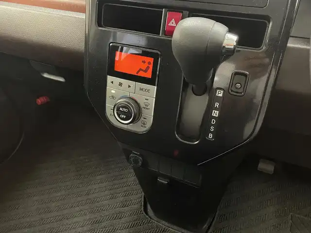 トヨタ タンク G 兵庫県 2019(令1)年 3.8万km マゼンタベリーマイカM 純正ＳＤナビ　/ビルトインＥＴＣ　/バックカメラ　/コーナーセンサー　/ＰＣＳ　/オートハイビーム　/アイドリングストップ　/両側パワースライドドア　/純正フロアマット　/ドアバイザー　/ヘッドライトレベライザー/ロールサンシェード