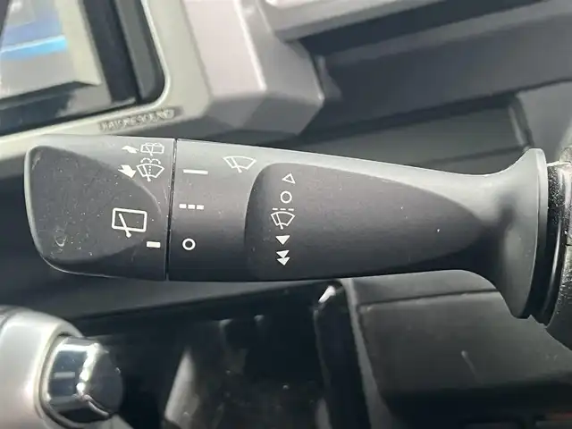 ダイハツ ウェイク G ターボ SA Ⅱ 秋田県 2016(平28)年 3.5万km ブルーメタリック ４WD/社外オーディオ（AM/FM/CD)/LEDヘッドライト/ターボ/衝突軽減システム/両側パワスラ/社外アルミ/スマートキー/アイドリングストップ/コーナーセンサー/プッシュスタート/運転席シートヒーター/純正フロアマット/純正ドアバイザー/オートライト/オートエアコン/パワーステアリング/パワーウィンドウ/横滑り防止/盗難防止装置/ルーフキャリア/電動格納ミラー/保証書/取扱説明書/記録簿