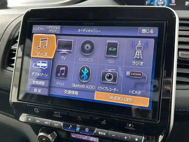 日産 セレナ e-パワー オーテック セーフティPKG 大阪府 2020(令2)年 3.2万km ダイヤモンドブラック ＰｒｏＰＩＬＯＴ　ＡＬＰＩＮＥ１１ｉｎｃナビ　３６０カメラ　後席モニター　黒革シート　シートヒーター　衝突軽減　レーダーＣ　ＢＳＭ　クリアランスソナー　パークアシスト　レーンアシスト　前後ドラレコ