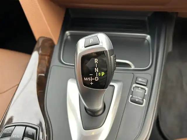 ＢＭＷ ３２０ｄ ラグジュアリー 東京都 2016(平28)年 8.4万km サファイアブラックP 前後ドライブレコーダー/レーンディバーチャーウォーニング/レザーシート/パワーシート/シートメモリー/シートヒーター/ミラー型ETC/アダプティブクルーズコントロール/LEDヘッドライト/フォグランプ/オートライト/コーナーセンサー/プッシュスタート/スマートキー×2/アイドリングストップ/横すべり防止/フロアマット