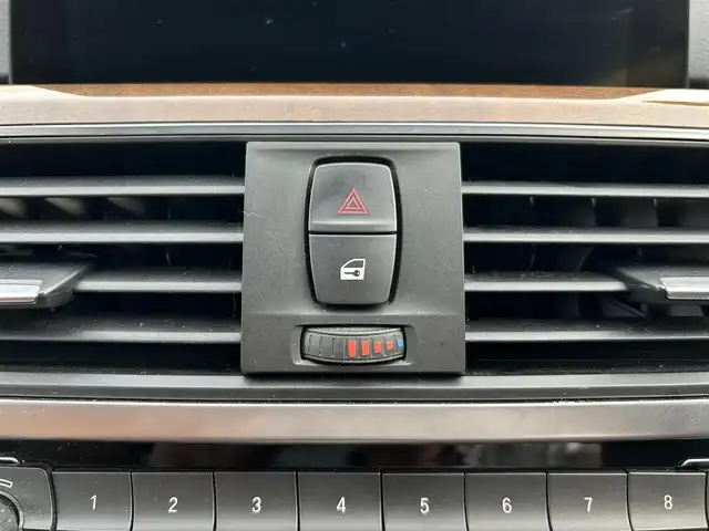ＢＭＷ ３２０ｄ ラグジュアリー 東京都 2016(平28)年 8.4万km サファイアブラックP 前後ドライブレコーダー/レーンディバーチャーウォーニング/レザーシート/パワーシート/シートメモリー/シートヒーター/ミラー型ETC/アダプティブクルーズコントロール/LEDヘッドライト/フォグランプ/オートライト/コーナーセンサー/プッシュスタート/スマートキー×2/アイドリングストップ/横すべり防止/フロアマット