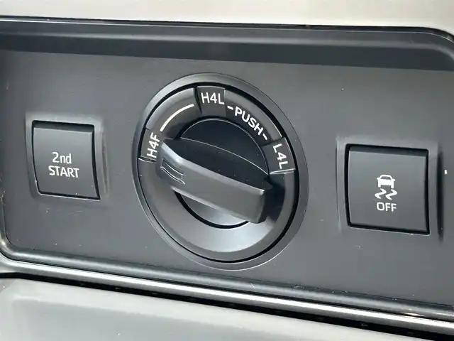 トヨタ ランドクルーザー プラド TX 富山県 2022(令4)年 4.3万km ブラック 純正９型ナビ/フルセグＴＶ／Ｂｌｕｅｔｏｏｔｈ/バックカメラ/サンルーフ/モデリスタエアロ/デジタルインナーミラー/レーダークルーズコントロール/セーフティセンス/スマートキー/プッシュスタート/レーンキープアシスト/純正AW17インチスタッドレス積み込み/オートマチックハイビーム/ドライブレコーダー/横滑り防止装置/W＋サイドエアバック/カーテンエアバック/スペアキー1本/保証書／取説有り