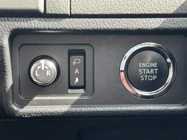 トヨタ ランドクルーザー プラド TX 富山県 2022(令4)年 4.3万km ブラック 純正９型ナビ/フルセグＴＶ／Ｂｌｕｅｔｏｏｔｈ/バックカメラ/サンルーフ/モデリスタエアロ/デジタルインナーミラー/レーダークルーズコントロール/セーフティセンス/スマートキー/プッシュスタート/レーンキープアシスト/純正AW17インチスタッドレス積み込み/オートマチックハイビーム/ドライブレコーダー/横滑り防止装置/W＋サイドエアバック/カーテンエアバック/スペアキー1本/保証書／取説有り