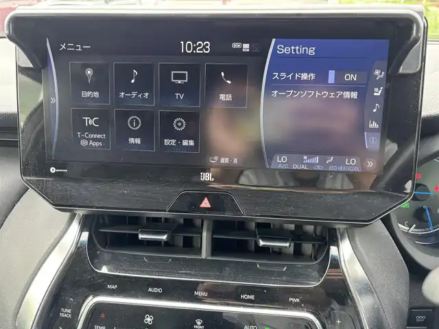 トヨタ ハリアー ハイブリッド Z レザーパッケージ 福岡県 2020(令2)年 7.7万km ホワイトパールクリスタルシャイン 12.3インチJBL純正ディスプレイオーディオ/・AppleCarPlay/・バックカメラ/・フルセグTV/・Bluetooth/・AUX/JBLサウンドスピーカー/プリクラッシュセーフティ/クリアランスソナー/ブラインドスポットモニター/リアクロストラフィックアラート/レーンキープアシスト/クルーズコントロール(追従有)/カーテンエアバッグ/ETC2.0/LEDオートライト/オートマチックハイビーム/レザーシート(シートヒーター、エアシート)/本革ステアリング(ステリングヒーター)/純正19インチアルミホイール/純正フロアマット