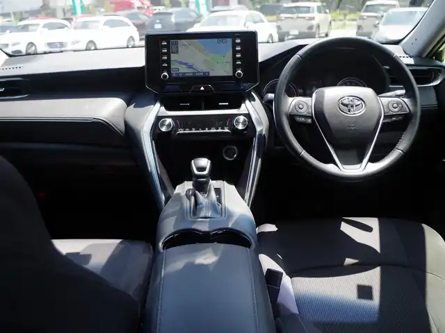 トヨタ ハリアー S 千葉県 2022(令4)年 5.3万km ブラック Toyota Safety Sense/・プリクラッシュセーフティ/・レーンディパーチャーアラート/・オートハイビーム/・レーダークルーズコントロール/純正コネクティッドナビ/【Bluetooth接続】/バックカメラ/ドライブレコーダー/革巻きステアリング/ステアリングスイッチ/ETC/LEDヘッドライト/ウインカーミラー/クリアランスソナー/純正17インチアルミホイル/サイド/カーテンエアバッグ/スマートキー
