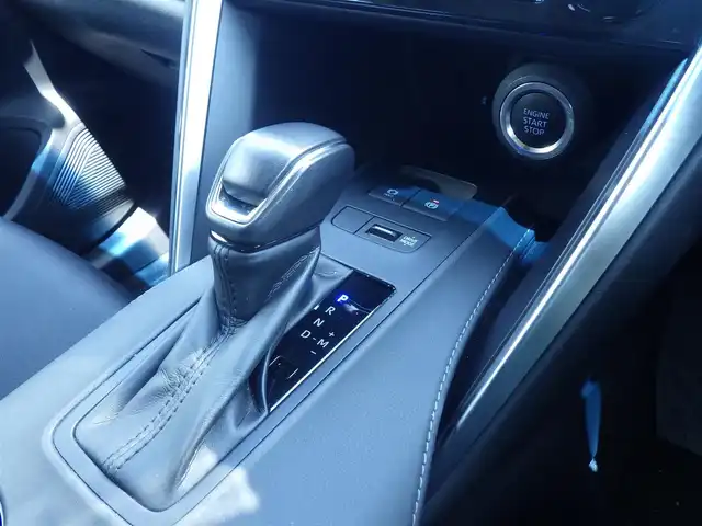 トヨタ ハリアー S 千葉県 2022(令4)年 5.3万km ブラック Toyota Safety Sense/・プリクラッシュセーフティ/・レーンディパーチャーアラート/・オートハイビーム/・レーダークルーズコントロール/純正コネクティッドナビ/【Bluetooth接続】/バックカメラ/ドライブレコーダー/革巻きステアリング/ステアリングスイッチ/ETC/LEDヘッドライト/ウインカーミラー/クリアランスソナー/純正17インチアルミホイル/サイド/カーテンエアバッグ/スマートキー