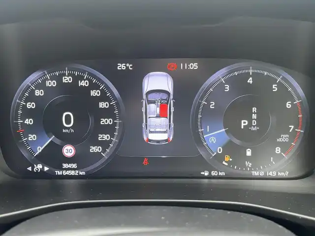 ボルボ ＸＣ４０ B4 モメンタム 静岡県 2021(令3)年 3.9万km アイスホワイト アダプティブクルーズコントロール/純正ナビ/（フルセグ/Bluetooth/USB)/CarPlay /360°カメラ/レーンキープアシスト/BLIS/クロストラフィックアラート/シートヒーター/パワーシート/ステアリングヒーター/メモリーシート/オートホールド機能/ワンオーナー/LEDヘッドライト/フォグランプ/電動リアゲート/前後クリアランスソナー/純正18インチアルミホイール/ETC/純正フロアマット