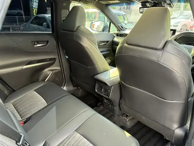 トヨタ ハリアー Z 熊本県 2021(令3)年 5.2万km 黒 ワンオーナー/調光パノラマルーフ/モデリスタエアロ/JBLプレミアムサウンド/純正ナビ/【フルセグTV/Bluetooth】/全方位カメラ/バックカメラ/デジタルインナーミラー/レーダークルーズコントロール/衝突被害軽減システム/レーンキープアシスト/コーナーセンサー/オートLEDヘッドライト/フォグランプ/オートマチックハイビーム/ハーフレザーシート/運転席パワーシート/パワーバックドア/純正19インチAW/ビルトインETC2.0/純正フロアマット/保証書/取扱説明書