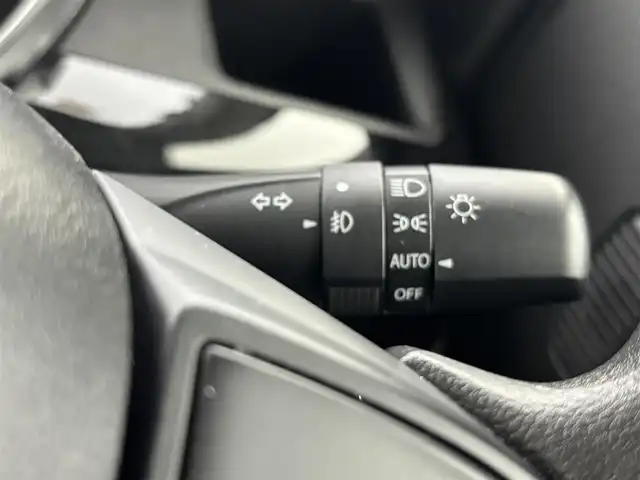 スズキ スペーシア カスタム HYBRID GS 福井県 2018(平30)年 7.9万km ピュアホワイトP カロッツェリア7型ナビ/（FM/AM/BT/AUX/Ipod/TV/CD/DVD)/４WD/片側パワースライドドア/スペアキー1本/社外フロアマット/純正LEDヘッドライト/純正フロントフォグランプ/後方コーナーセンサー/ABS/横滑り防止装置/レーンキープアシスト/衝突被害軽減システム/オートライト