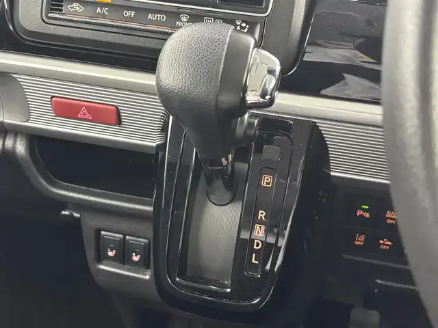 スズキ スペーシア カスタム HYBRID GS 福井県 2018(平30)年 7.9万km ピュアホワイトP カロッツェリア7型ナビ/（FM/AM/BT/AUX/Ipod/TV/CD/DVD)/４WD/片側パワースライドドア/スペアキー1本/社外フロアマット/純正LEDヘッドライト/純正フロントフォグランプ/後方コーナーセンサー/ABS/横滑り防止装置/レーンキープアシスト/衝突被害軽減システム/オートライト