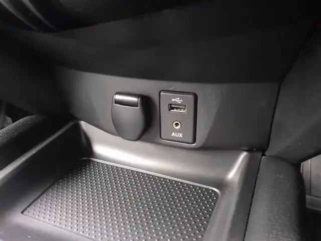 日産 エクストレイル 20X エマージェンシーブレーキ 千葉県 2015(平27)年 5.2万km ブリリアントホワイトパール エマージェンシーブレーキ/カブロンシート/前席シートヒーター/純正SDナビ/地デジTV/アラウンドビューモニター/ドライブレコーダー（ZDR-012）/ETC/ウインカーミラー/コーナーセンサー/純正17インチアルミホイル/インテリジェントキー