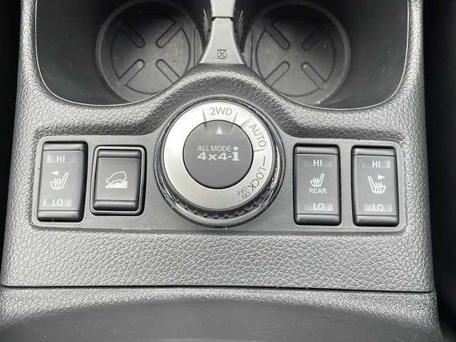 日産 エクストレイル 20Xi 岐阜県 2020(令2)年 1.3万km ダイヤモンドブラック 登録時走行距離：12495km/ワンオーナー/保証書/純正10インチSDナビ（MM519D-L）/アラウンドビューモニター/フルセグテレビ・BT・DVD/ドライブレコーダー/プロパイロット/インテリジェントルームミラー/パワーバックドア/ナビ連動純正ドライブレコーダー/４WD/ETC/全席シートヒーター/レザーシート/オートライト/プッシュスタート/スマートキー/スペアキー/純正１８インチアルミホイール/ルーフレール