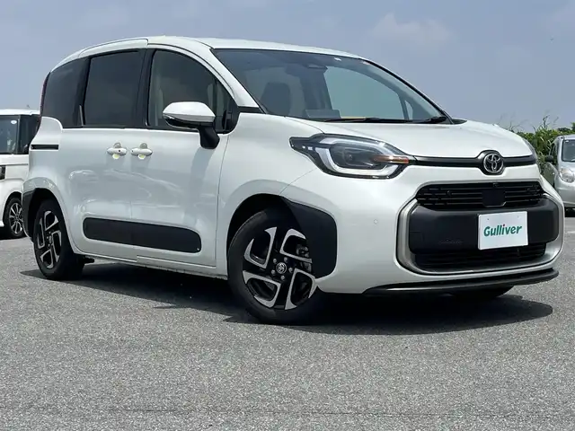 トヨタ シエンタ ハイブリッド Z 奈良県 2023(令5)年 6.3万km ホワイトパールクリスタルシャイン 純正ナビ　/フルセグＴＶ/BT/USB　/アラウンドビューモニター　/両側パワースライドドア　/ビルトインＥＴＣ　/追従型クルーズコントロール　/シートヒーター　/前後コーナーセンサー　/ＬＥＤヘッドライト　/衝突被害軽減システム/スマートキー/ステアリングヒーター/AAC/三列シート