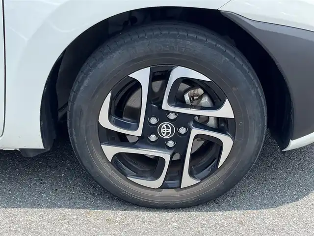 トヨタ シエンタ ハイブリッド Z 奈良県 2023(令5)年 6.3万km ホワイトパールクリスタルシャイン 純正ナビ　/フルセグＴＶ/BT/USB　/アラウンドビューモニター　/両側パワースライドドア　/ビルトインＥＴＣ　/追従型クルーズコントロール　/シートヒーター　/前後コーナーセンサー　/ＬＥＤヘッドライト　/衝突被害軽減システム/スマートキー/ステアリングヒーター/AAC/三列シート